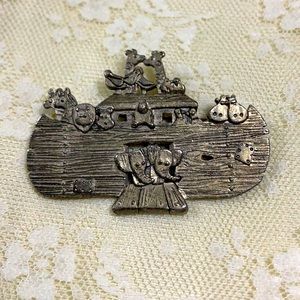 DANECRAFT VINTAGE NOAH’S ARK PIN BROOCH